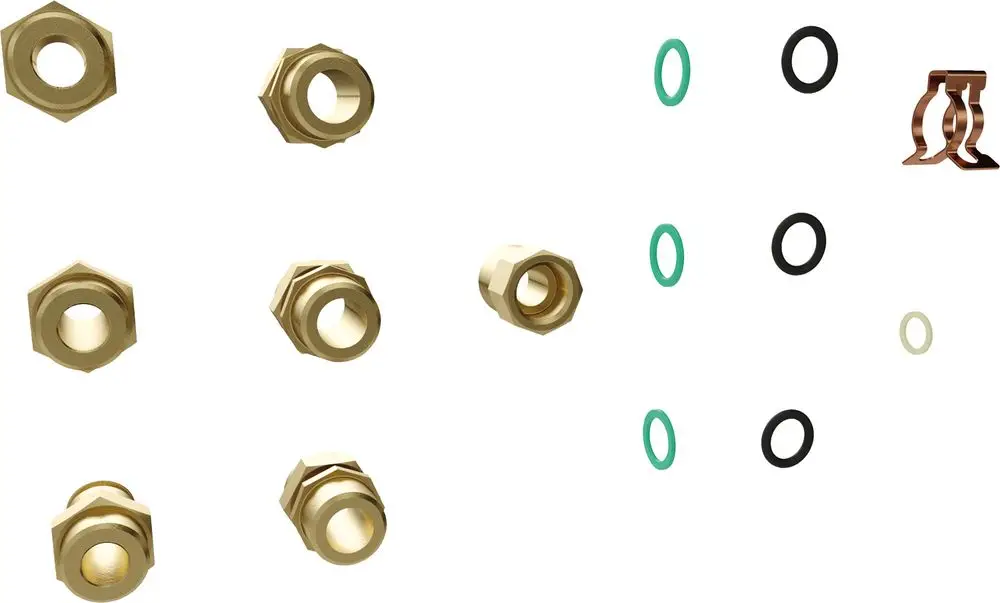 Verschiedene Installationskomponenten, darunter Messingmuffen, O-Ringe in Grün, Schwarz und Beige sowie eine Kupferklemme, präsentiert in einer strukturierten Anordnung. Markenlogo von Bosch sichtbar.